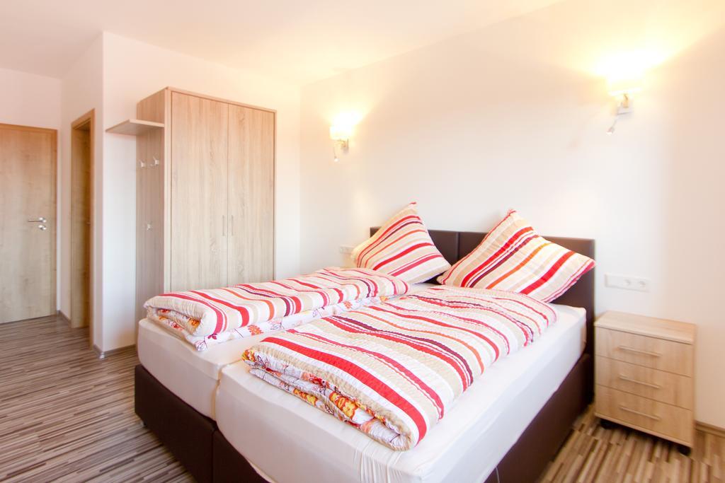Gasthaus Paulus Neustadt an der Donau Zimmer foto